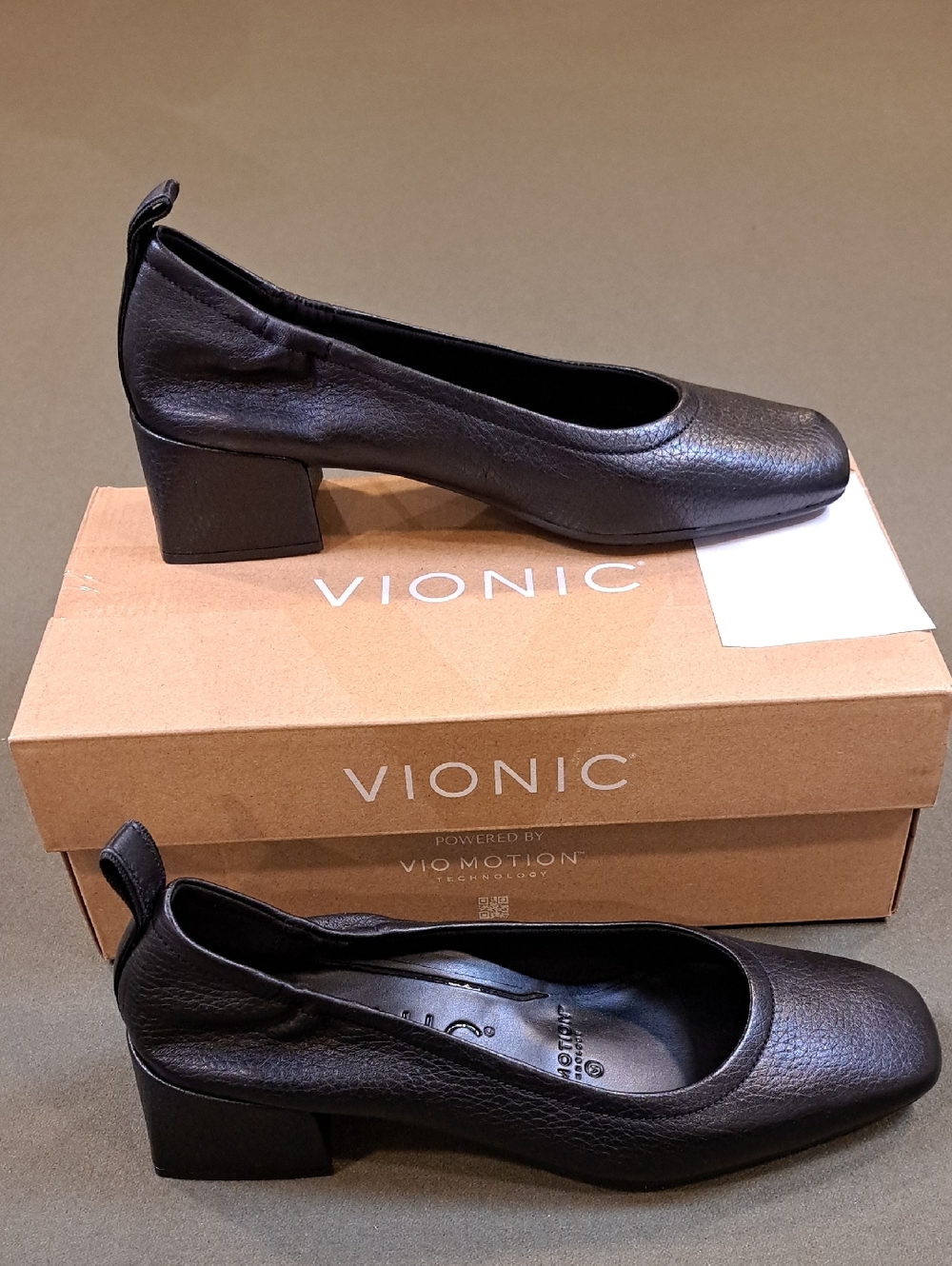 Vionic Ramona Block Heel Pump - Color: Black - Size: 9 - Picture 1 of 9